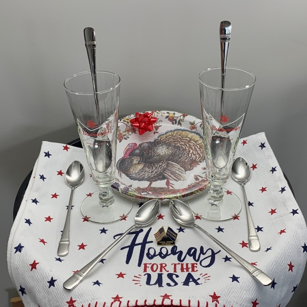 Budweiser Fluted VINTAGE BEER Glasses S/2 only